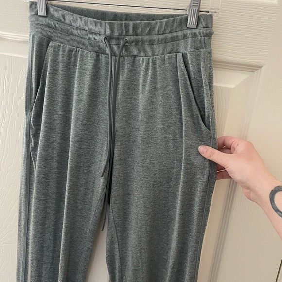Athleta Uptempo Green Pull On Jogger Sweatpants XS TALL - Picture 6 of 7